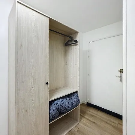Studio Proche Mer - Climatise - Place De Parking Cagnes-sur-Mer